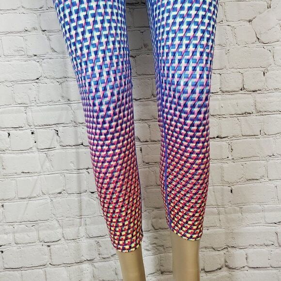 ATHLETA Vivid Sonar Capri Pants Pink Purple S - Picture 5 of 9